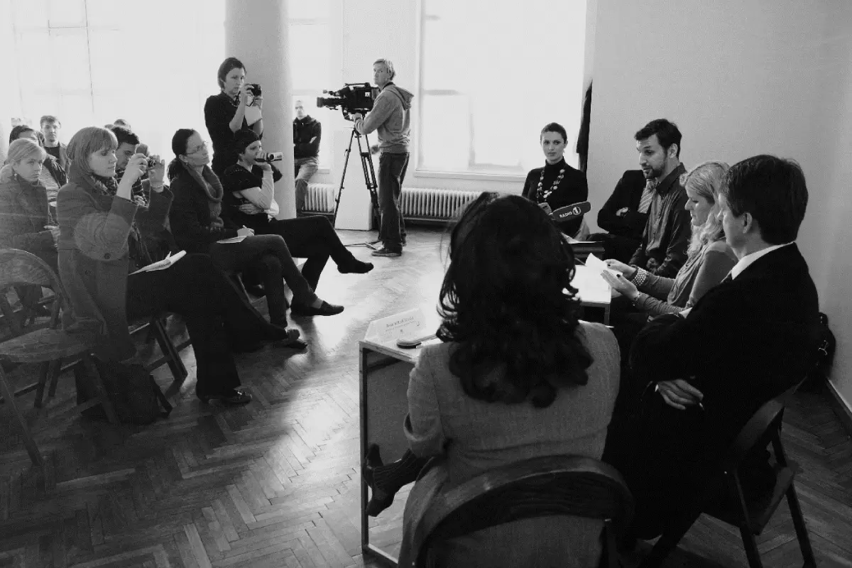 Tiskovna konferenca oziroma razglasitev rezultatov v UGM