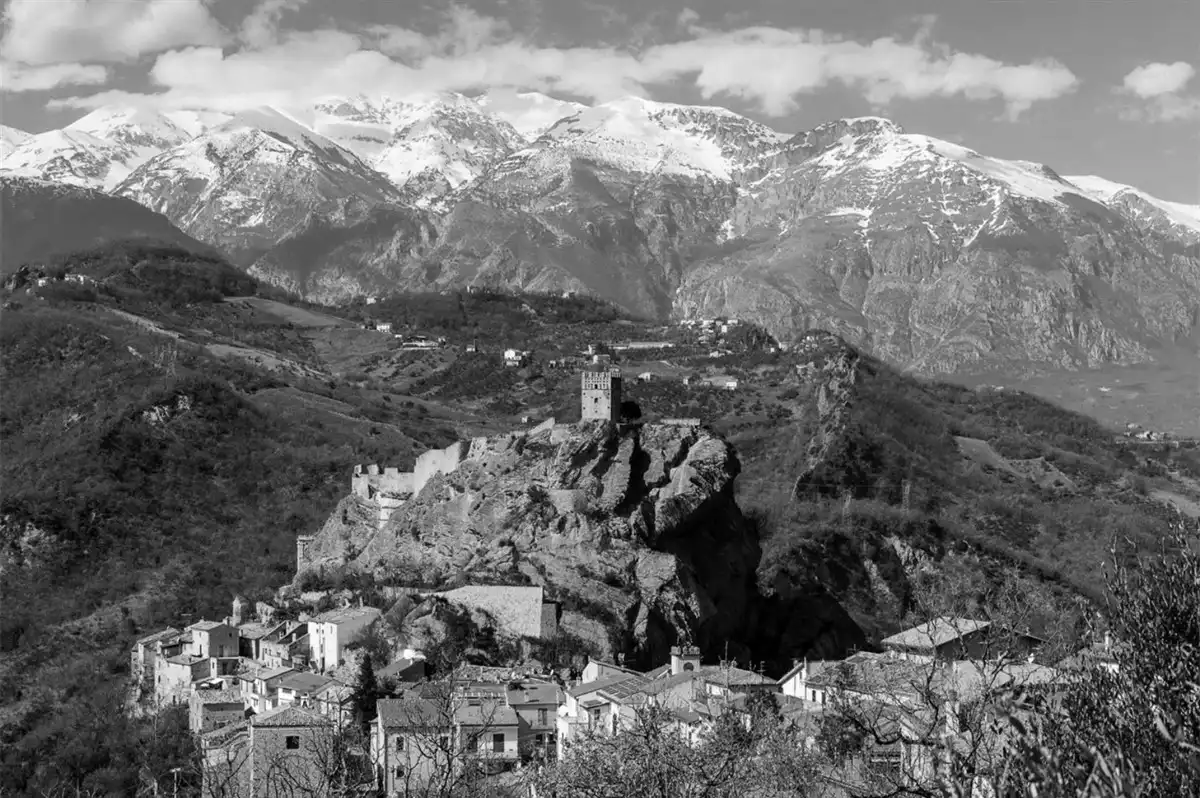 roccascalegna2